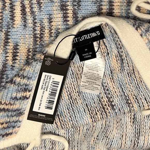 Pretty Little Thing Denim Space Dye Knit Lace Up Side Mini Skirt & Bandeau Top - Picture 15 of 16